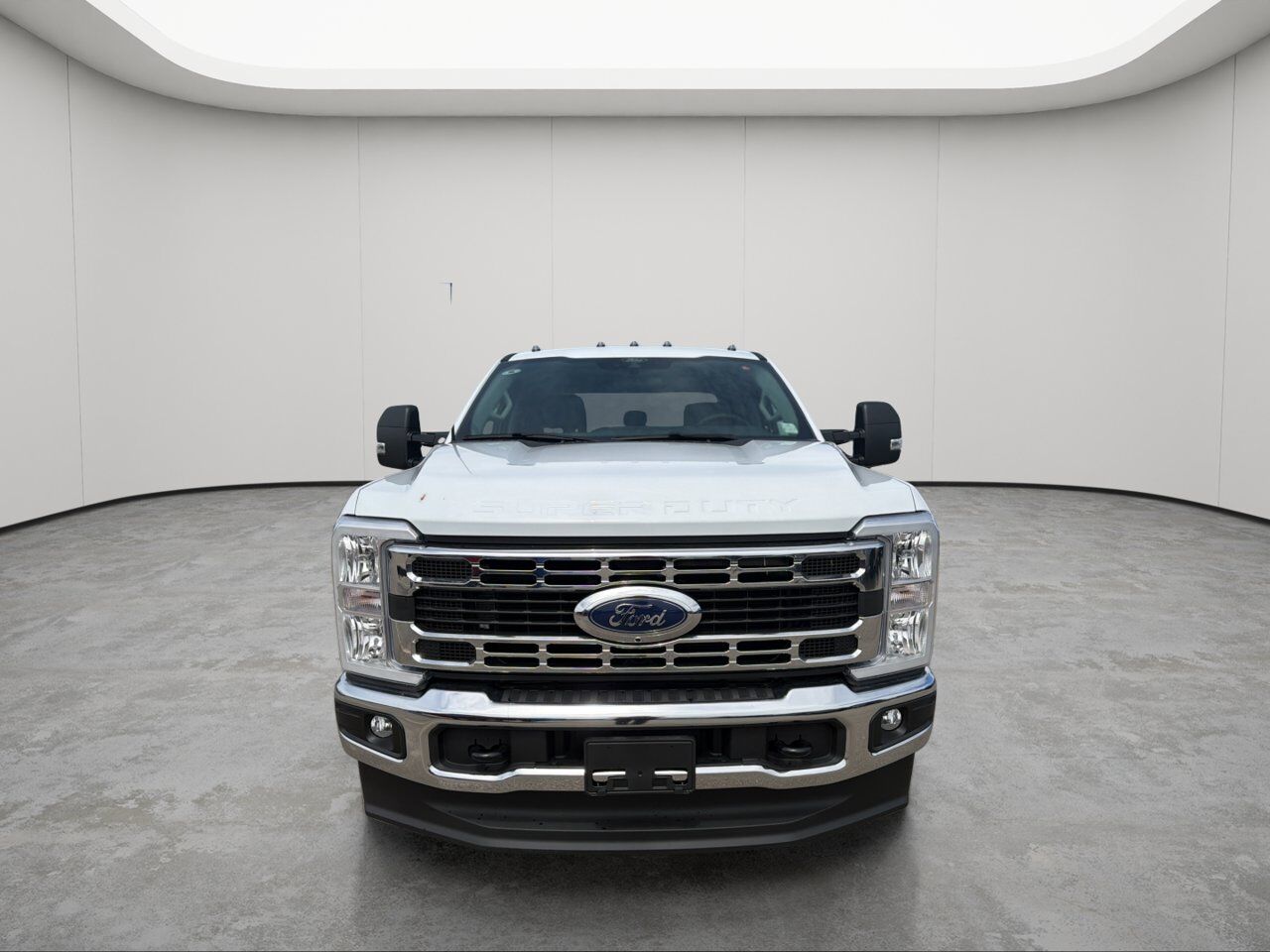 2026 Ford Super Duty F-350 SRW XLT