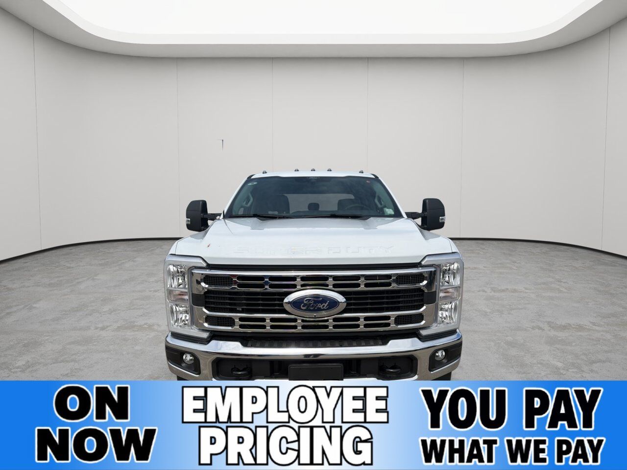2026 Ford Super Duty F-350 SRW XLT