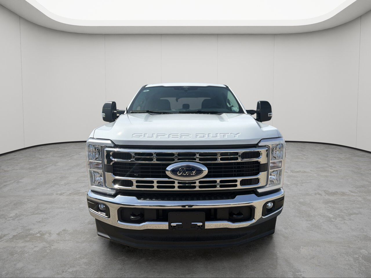 2026 Ford Super Duty F-350 SRW XLT