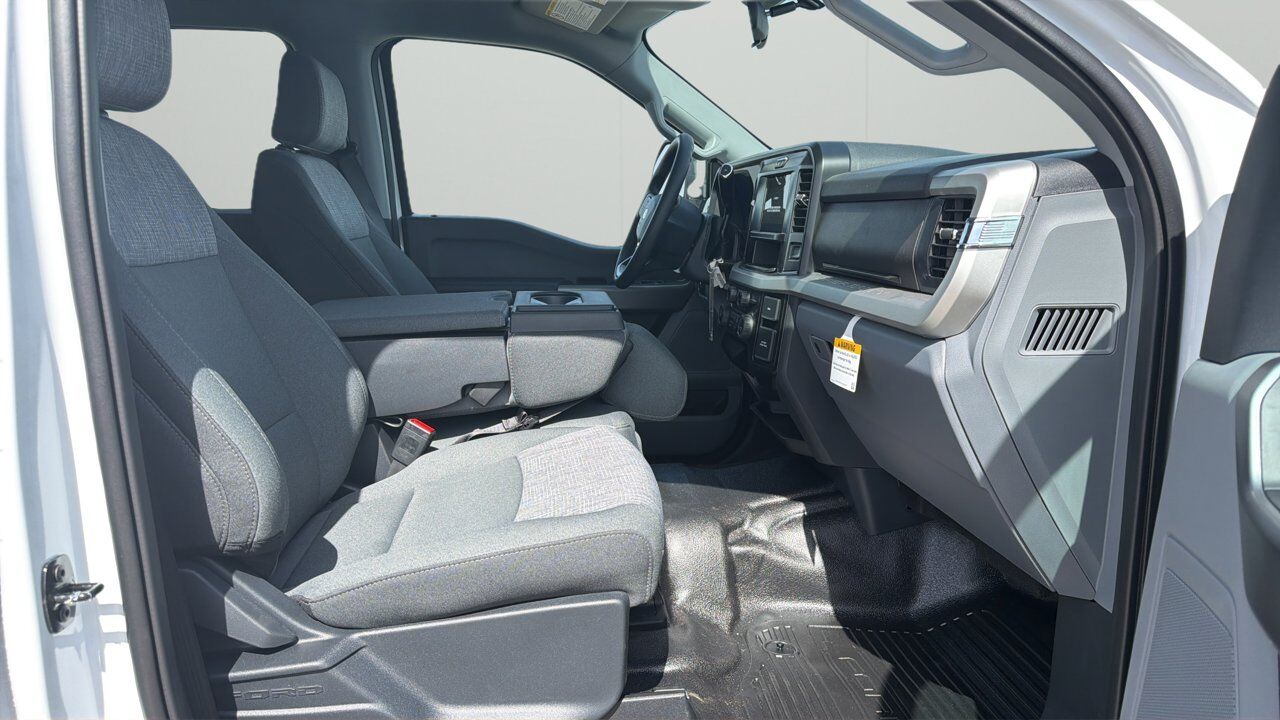 2026 Ford Super Duty F-350 SRW XLT Sherwood Park AB