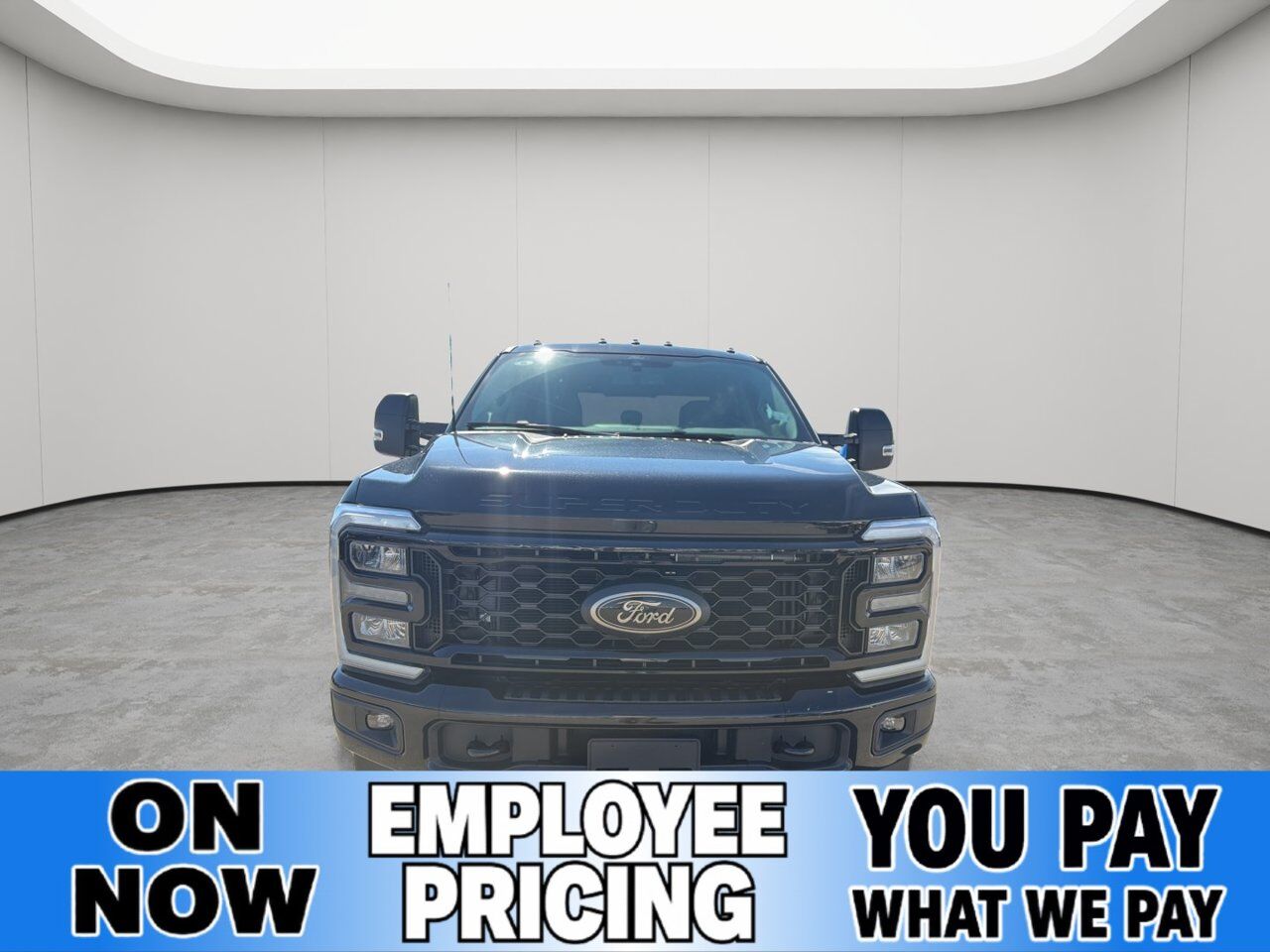 2026 Ford Super Duty F-350 SRW XLT