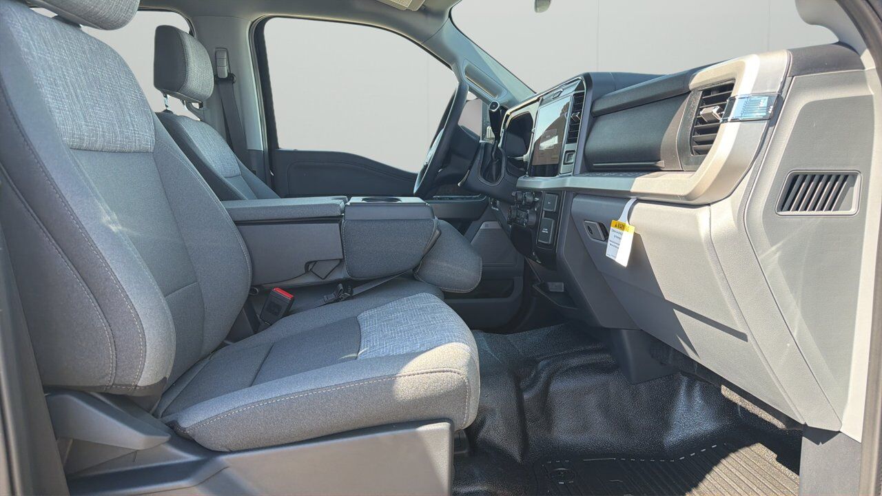 2026 Ford Super Duty F-350 SRW XLT Sherwood Park AB