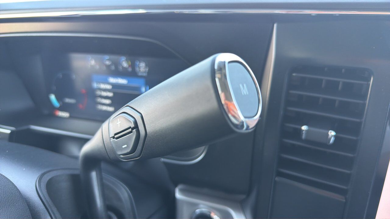 2026 Ford Super Duty F-350 SRW XLT Sherwood Park AB