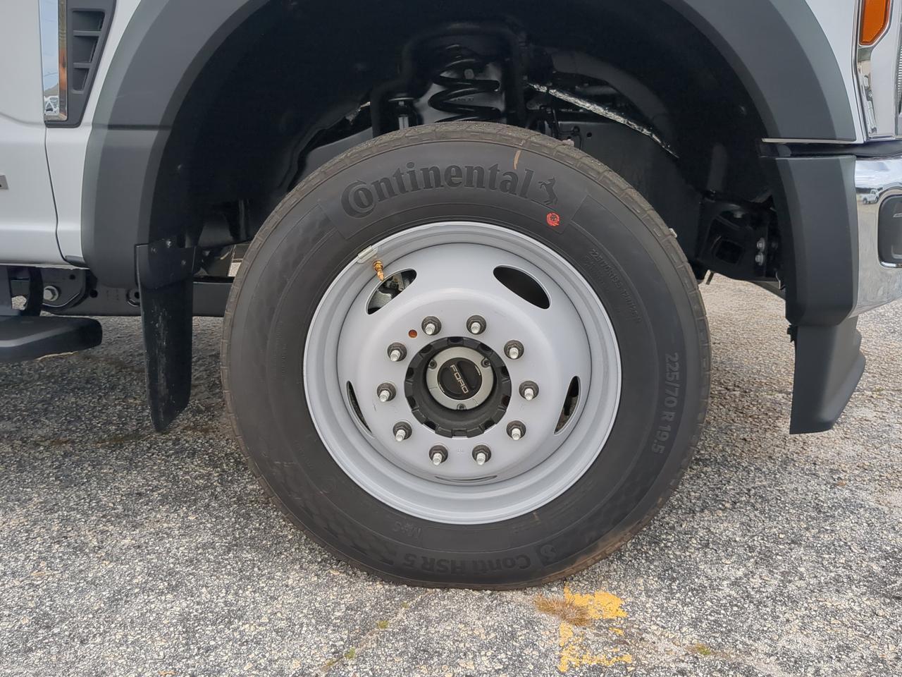 2026 Ford Super Duty F-450 DRW Flatbed Appleton WI
