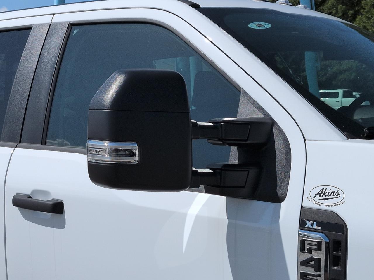 2026 Ford Super Duty F-450 DRW Flatbed Winder GA