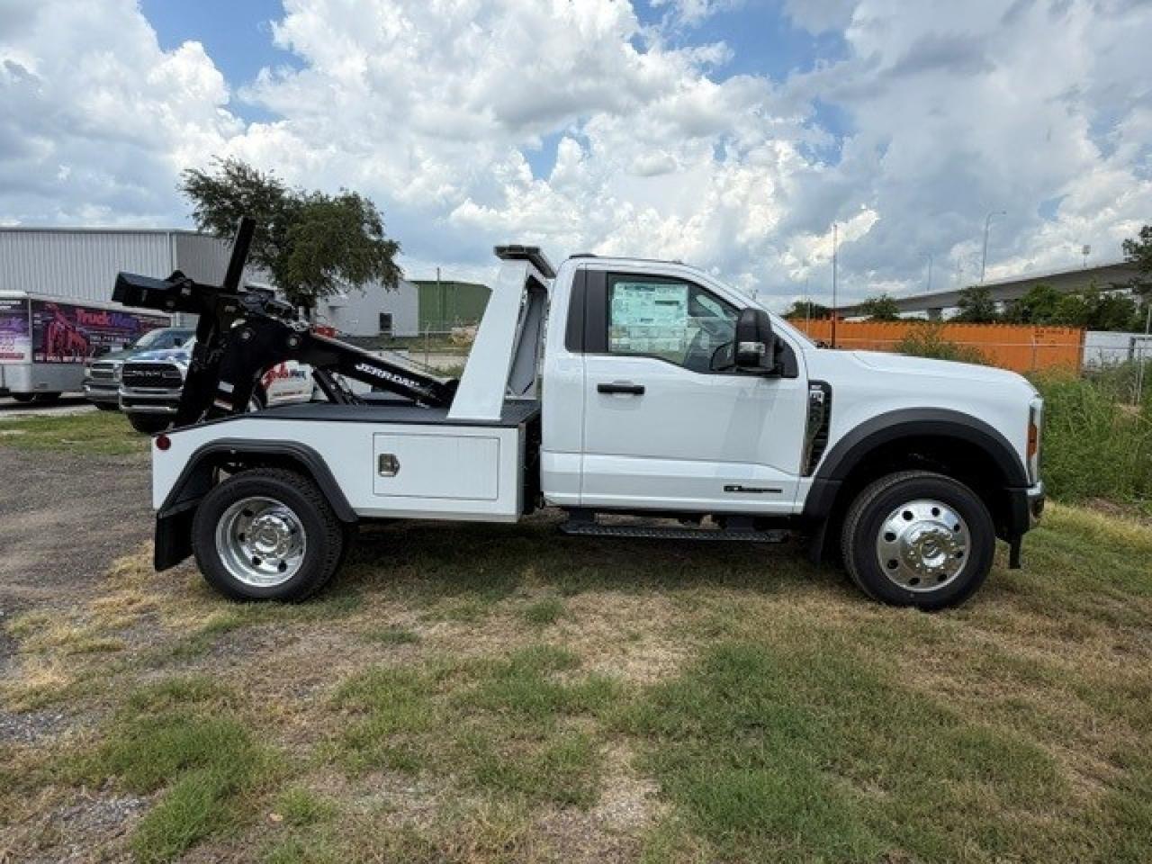 2026 Ford Super Duty F-450 DRW Jerr-Dan MPL-NGS Standard Wrecker Truck Tampa FL