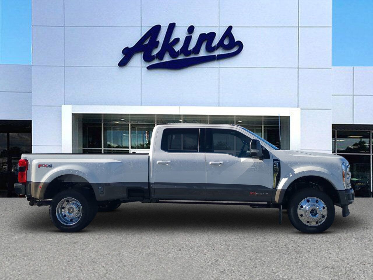 2026 Ford Super Duty F-450 DRW