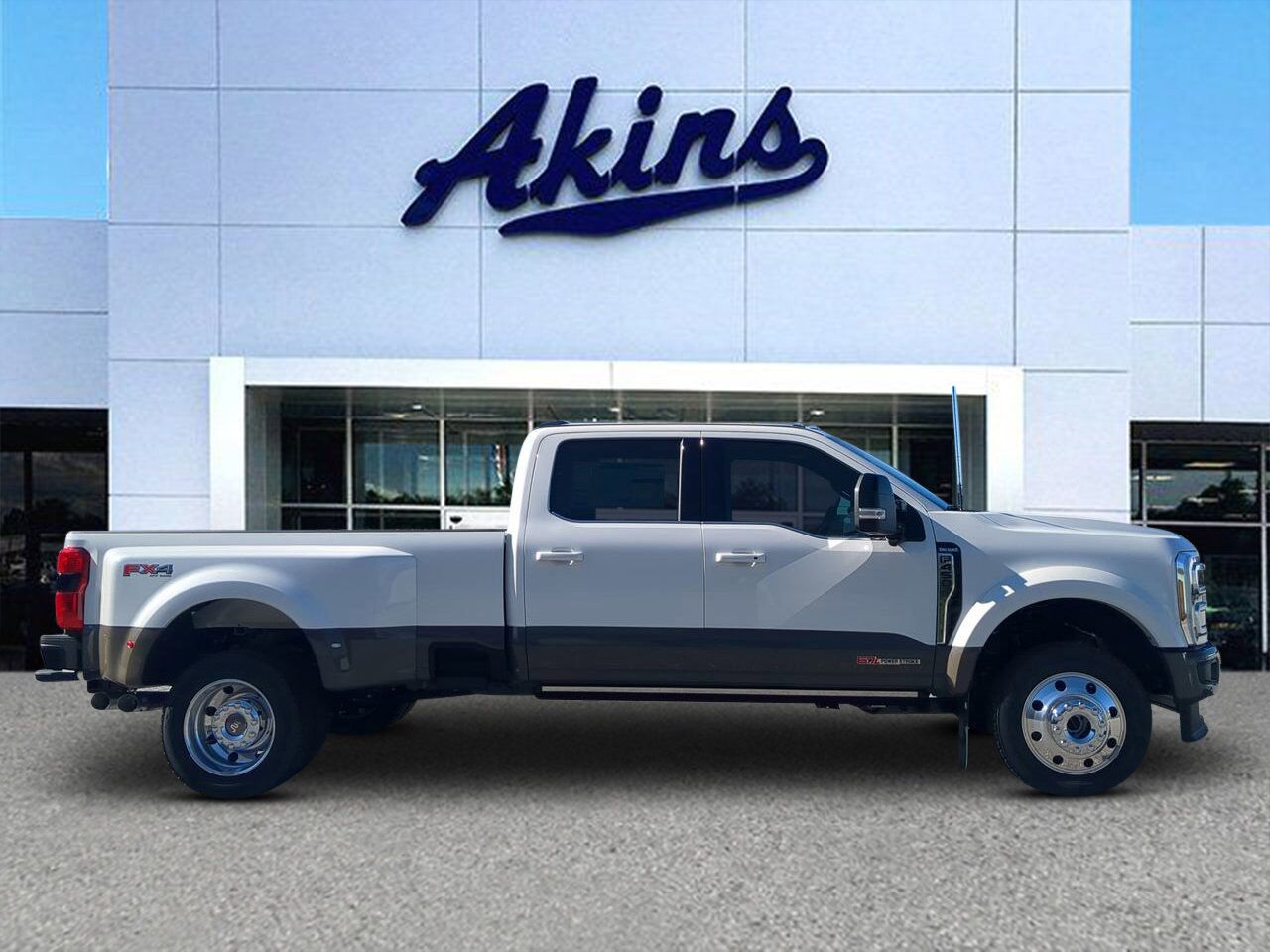 2026 Ford Super Duty F-450 DRW King Ranch