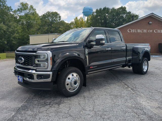 2026 Ford Super Duty F-450 DRW LARIAT Winder GA