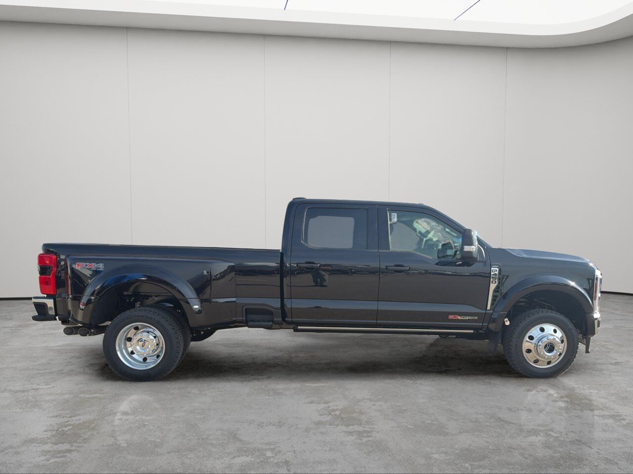 2026 Ford Super Duty F-450 DRW Lariat Sherwood Park AB