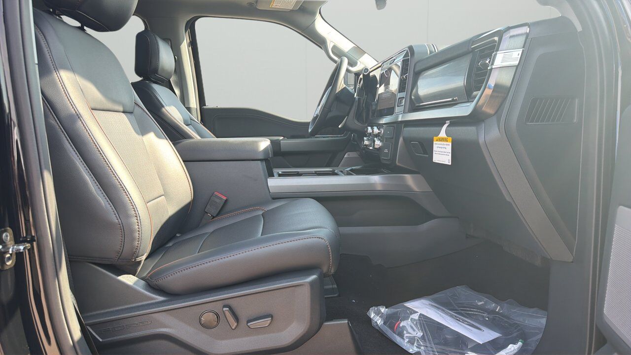 2026 Ford Super Duty F-450 DRW Lariat Sherwood Park AB