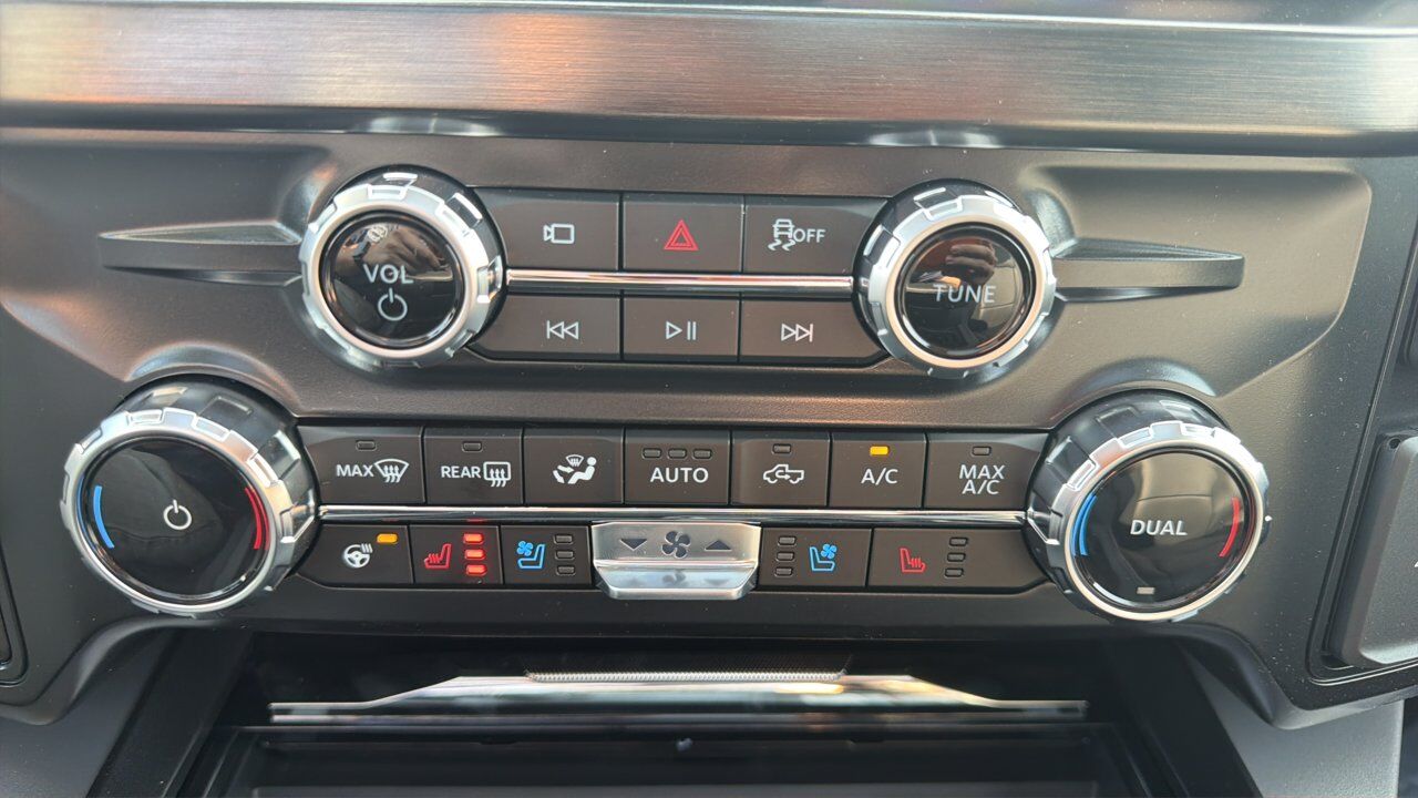 2026 Ford Super Duty F-450 DRW Lariat Sherwood Park AB