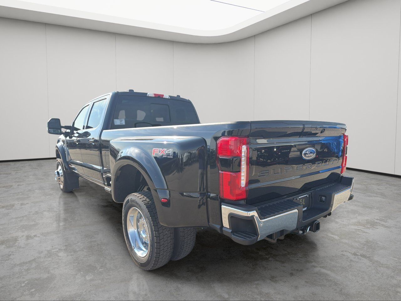 2026 Ford Super Duty F-450 DRW Lariat Sherwood Park AB