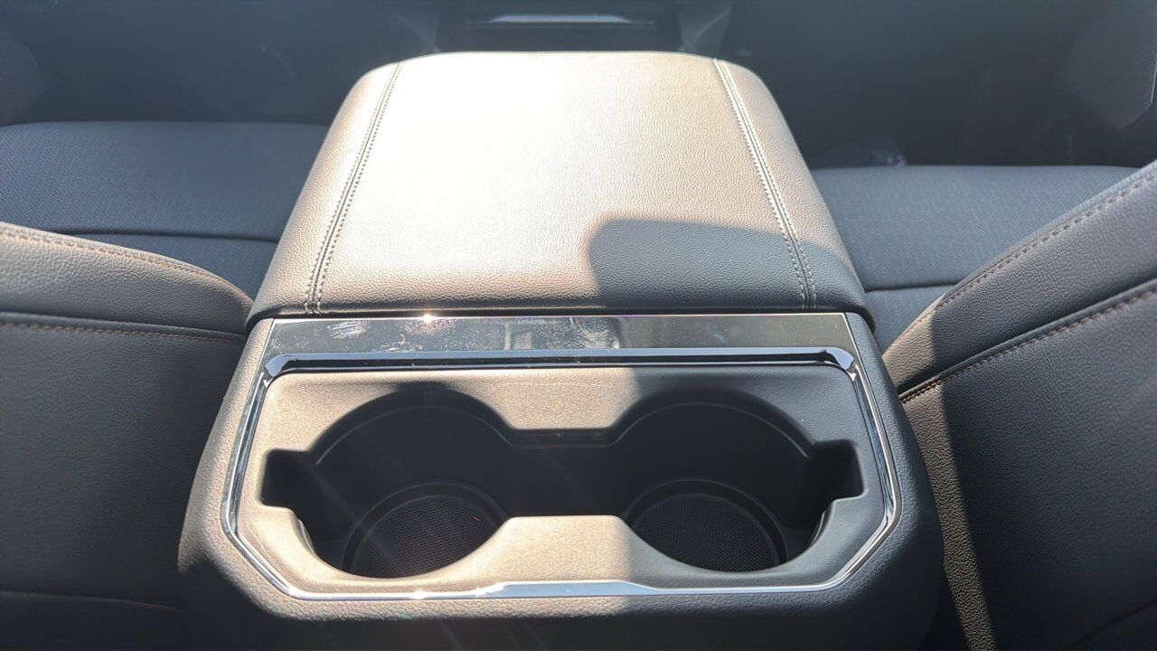 2026 Ford Super Duty F-450 DRW Lariat Sherwood Park AB