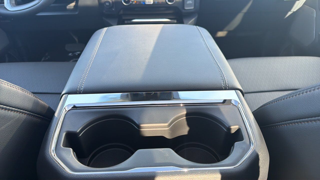 2026 Ford Super Duty F-450 DRW Lariat Sherwood Park AB