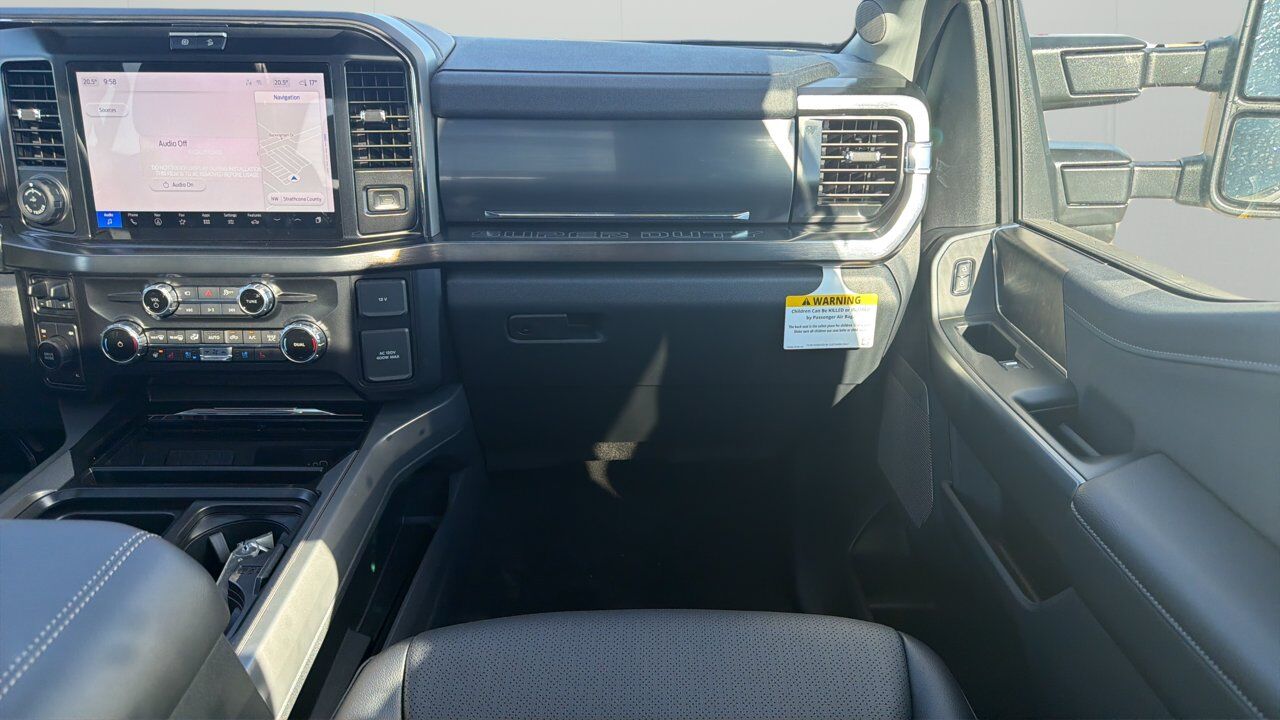 2026 Ford Super Duty F-450 DRW Lariat Sherwood Park AB
