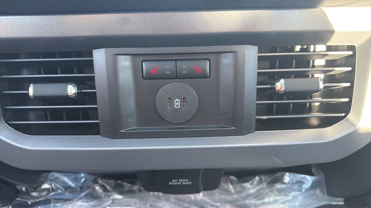 2026 Ford Super Duty F-450 DRW Lariat Sherwood Park AB