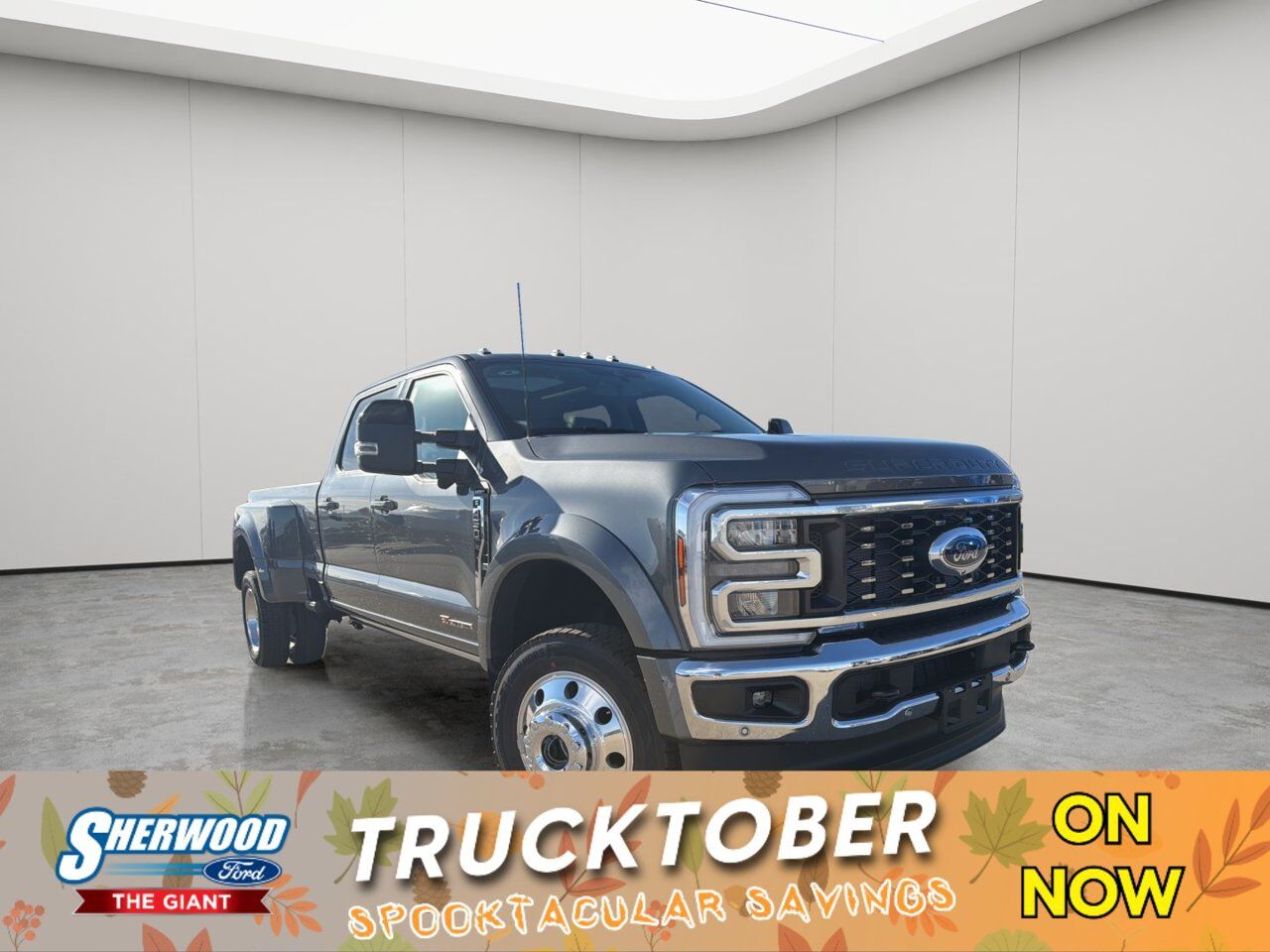 2026 Ford Super Duty F-450 DRW Lariat