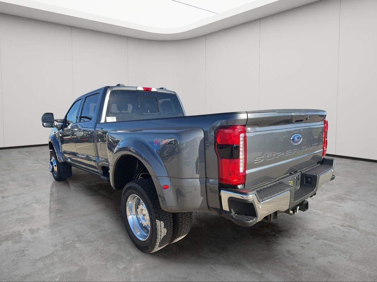 2026 Ford Super Duty F-450 DRW Lariat Sherwood Park AB