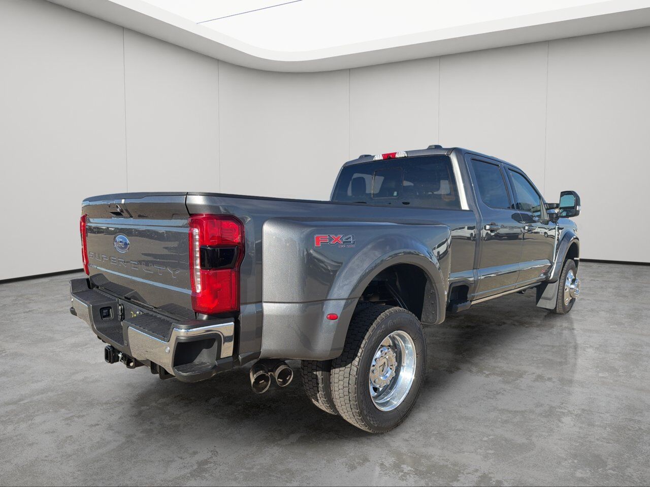 2026 Ford Super Duty F-450 DRW Lariat Sherwood Park AB