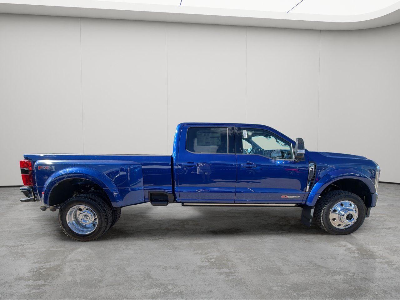 2026 Ford Super Duty F-450 DRW Lariat Sherwood Park AB