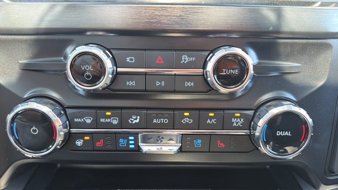 2026 Ford Super Duty F-450 DRW Lariat Sherwood Park AB