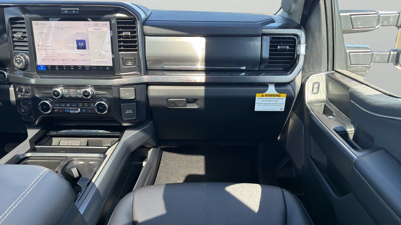 2026 Ford Super Duty F-450 DRW Lariat Sherwood Park AB
