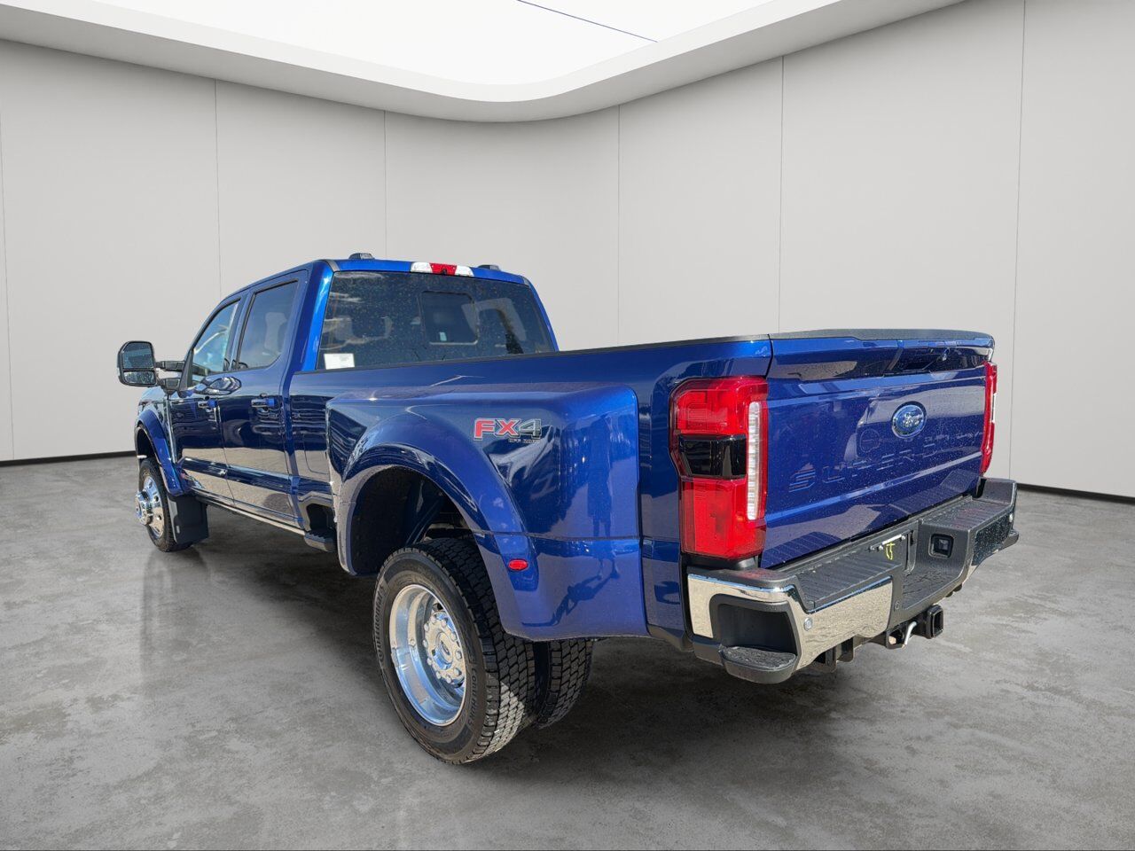 2026 Ford Super Duty F-450 DRW Lariat Sherwood Park AB