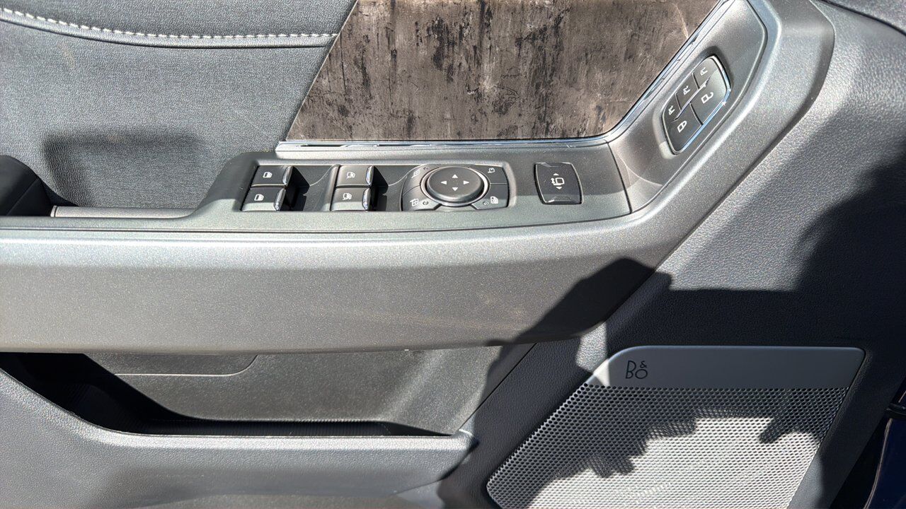2026 Ford Super Duty F-450 DRW Lariat Sherwood Park AB