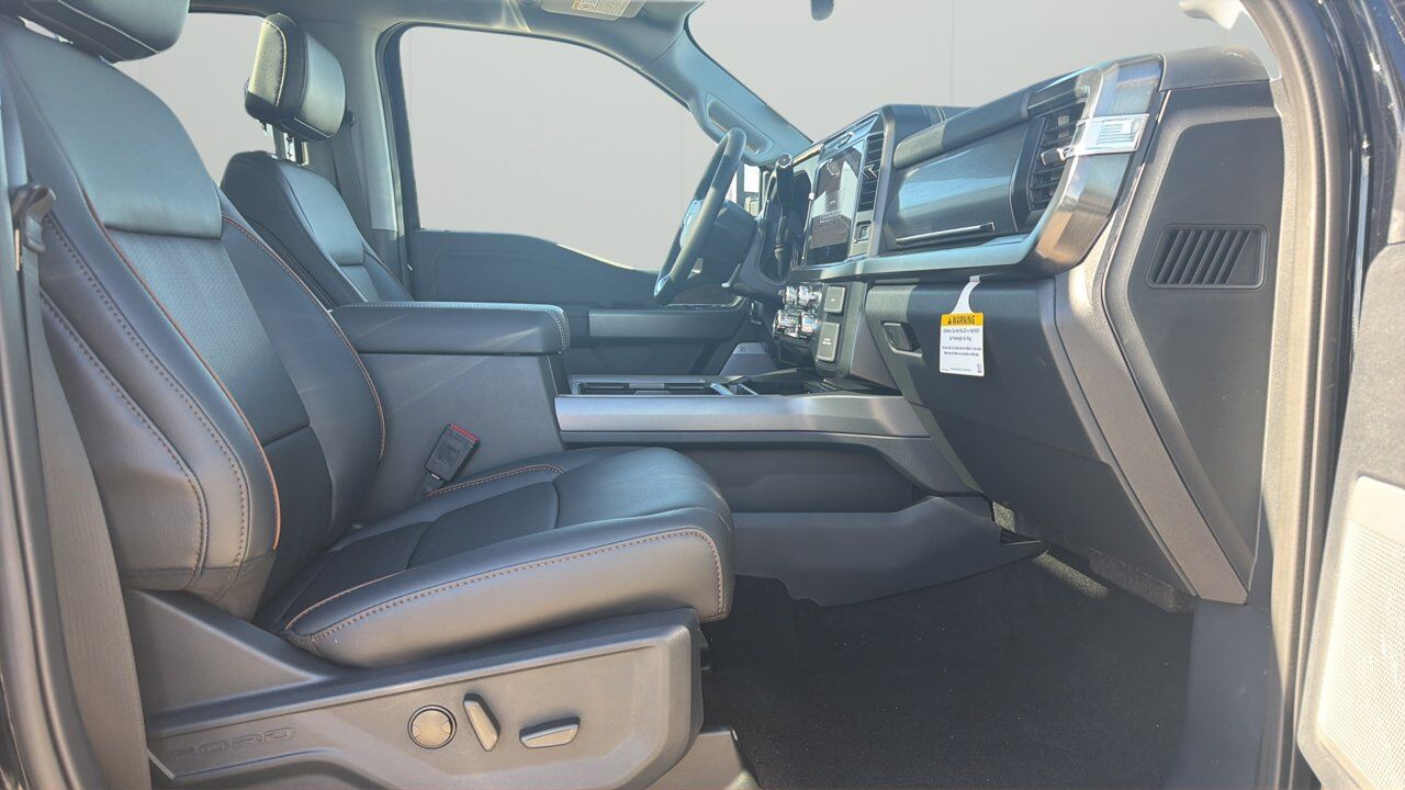 2026 Ford Super Duty F-450 DRW Lariat Sherwood Park AB