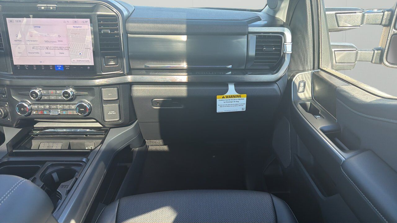 2026 Ford Super Duty F-450 DRW Lariat Sherwood Park AB