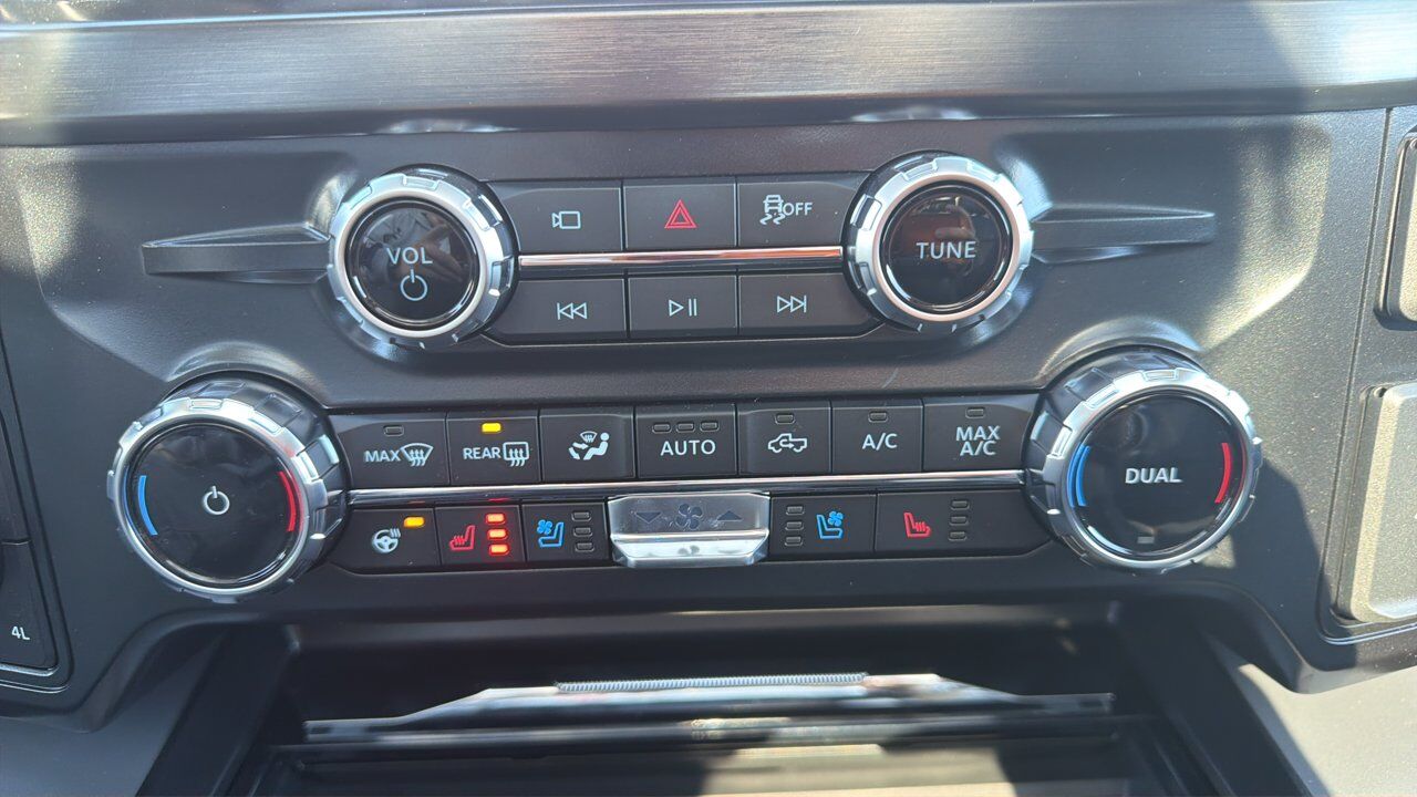 2026 Ford Super Duty F-450 DRW Lariat Sherwood Park AB