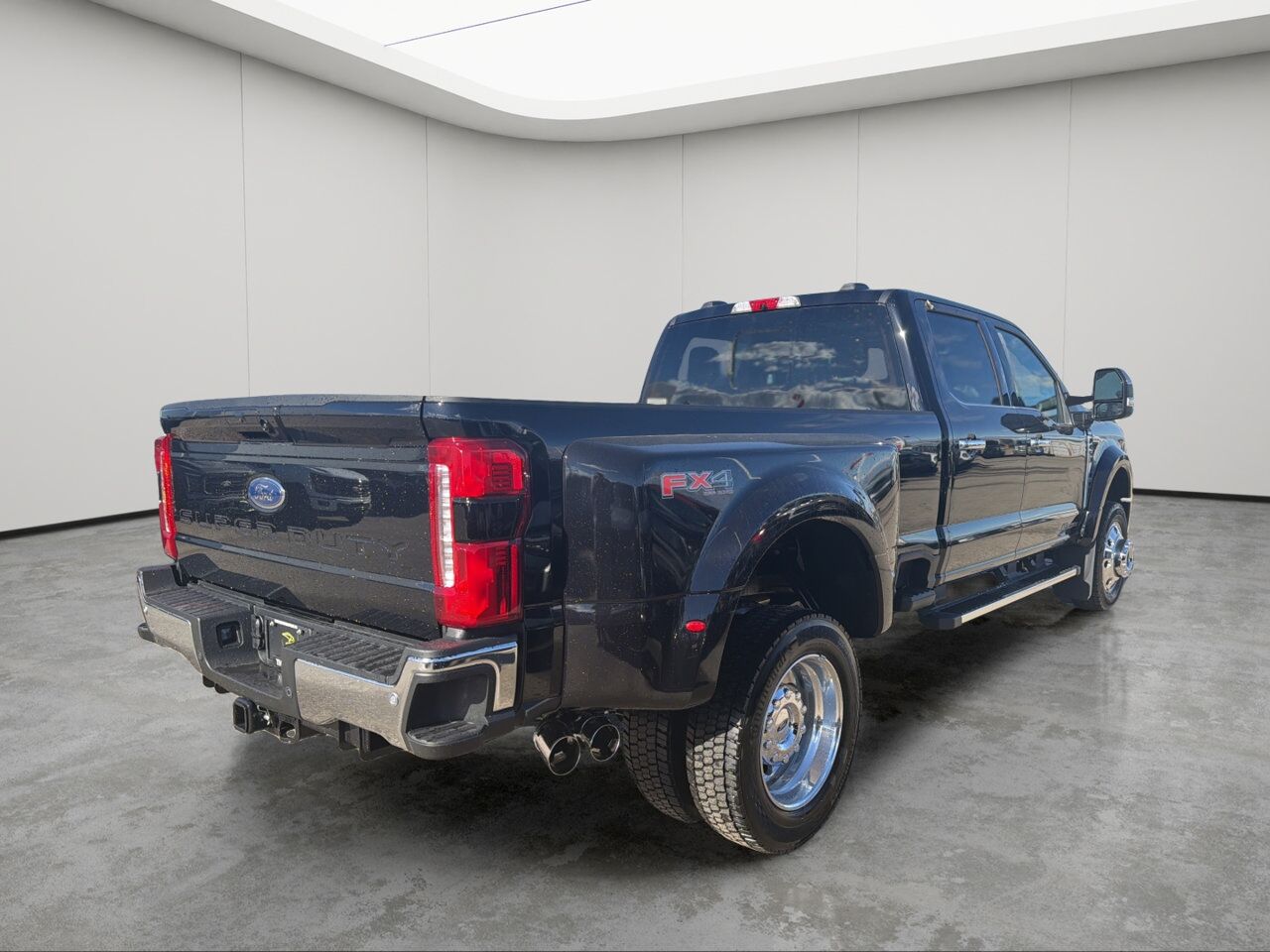2026 Ford Super Duty F-450 DRW Lariat Sherwood Park AB