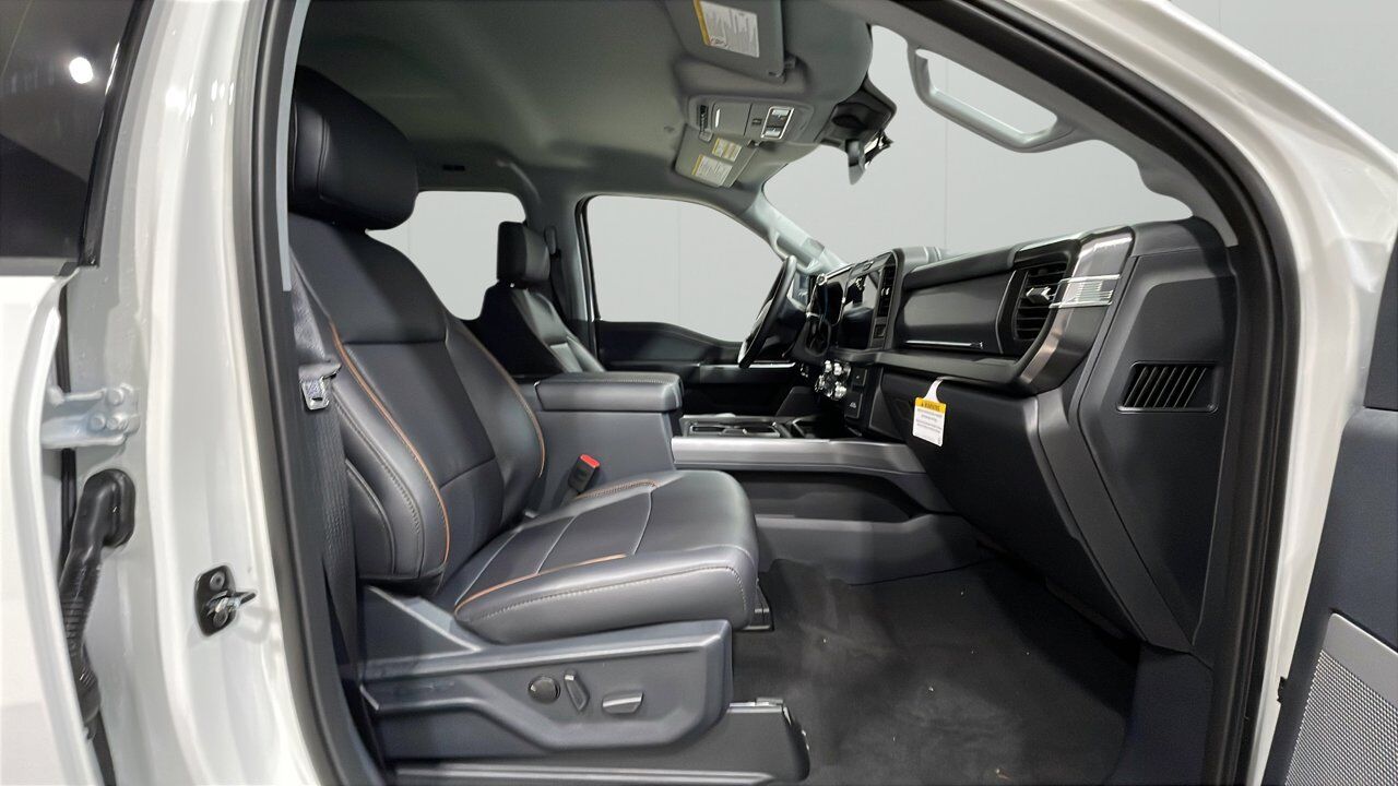 2026 Ford Super Duty F-450 DRW Lariat Sherwood Park AB