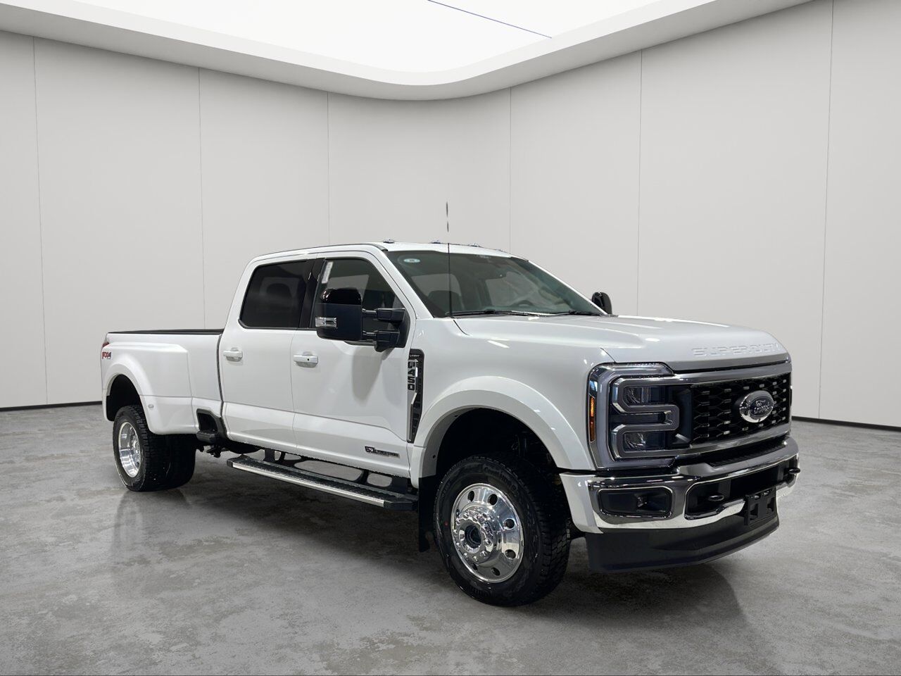 2026 Ford Super Duty F-450 DRW Lariat Sherwood Park AB