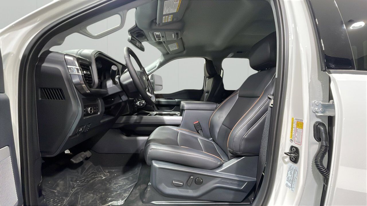 2026 Ford Super Duty F-450 DRW Lariat Sherwood Park AB