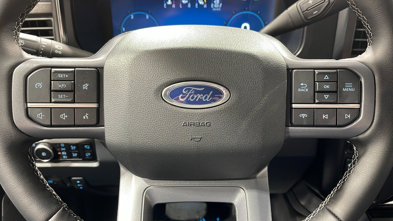 2026 Ford Super Duty F-450 DRW Lariat Sherwood Park AB