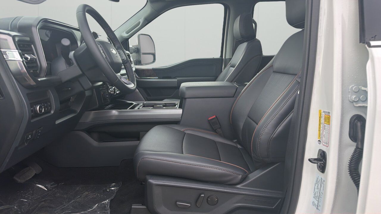 2026 Ford Super Duty F-450 DRW Lariat Sherwood Park AB
