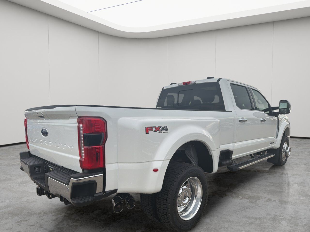 2026 Ford Super Duty F-450 DRW Lariat Sherwood Park AB