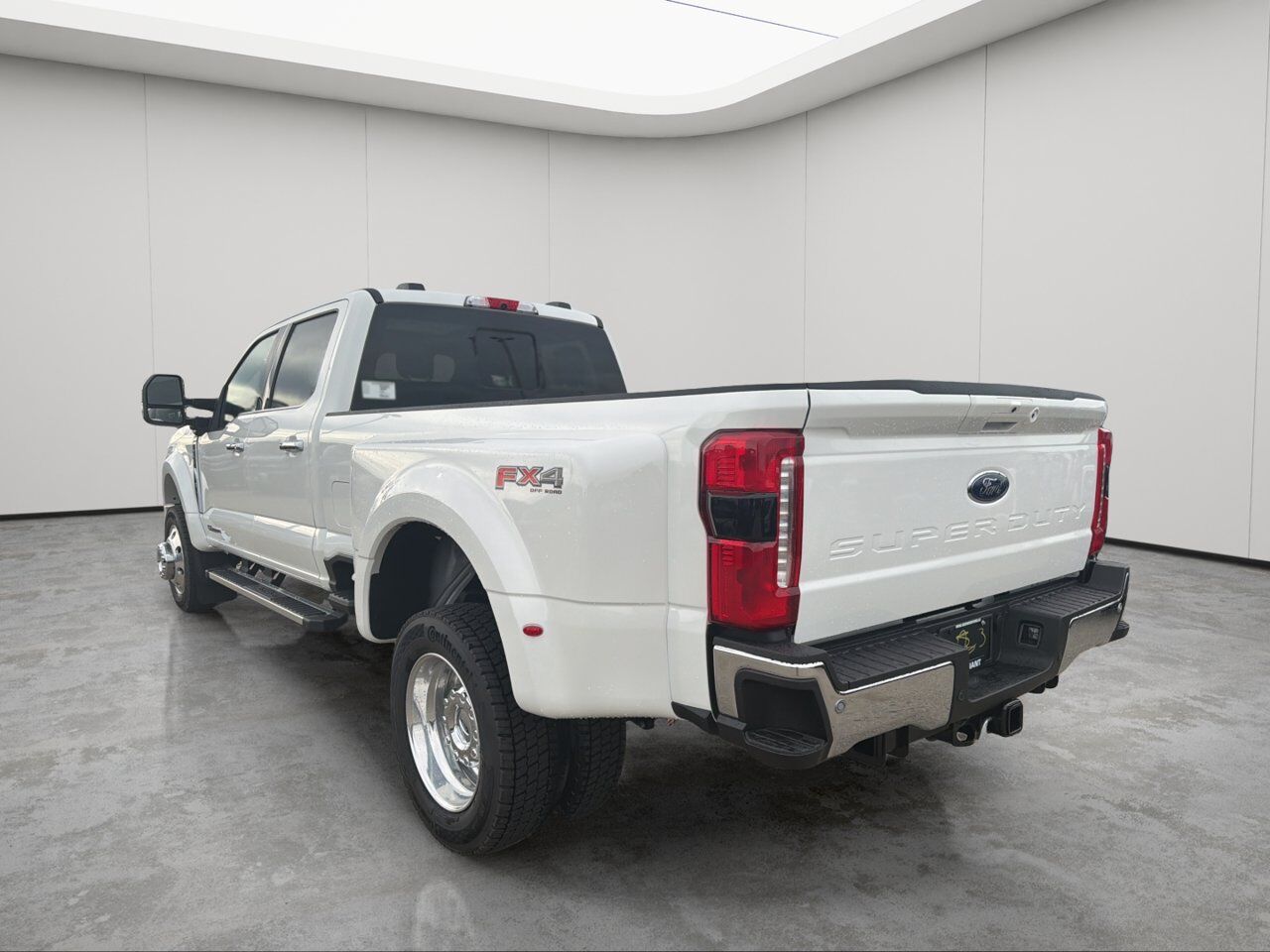 2026 Ford Super Duty F-450 DRW Lariat Sherwood Park AB