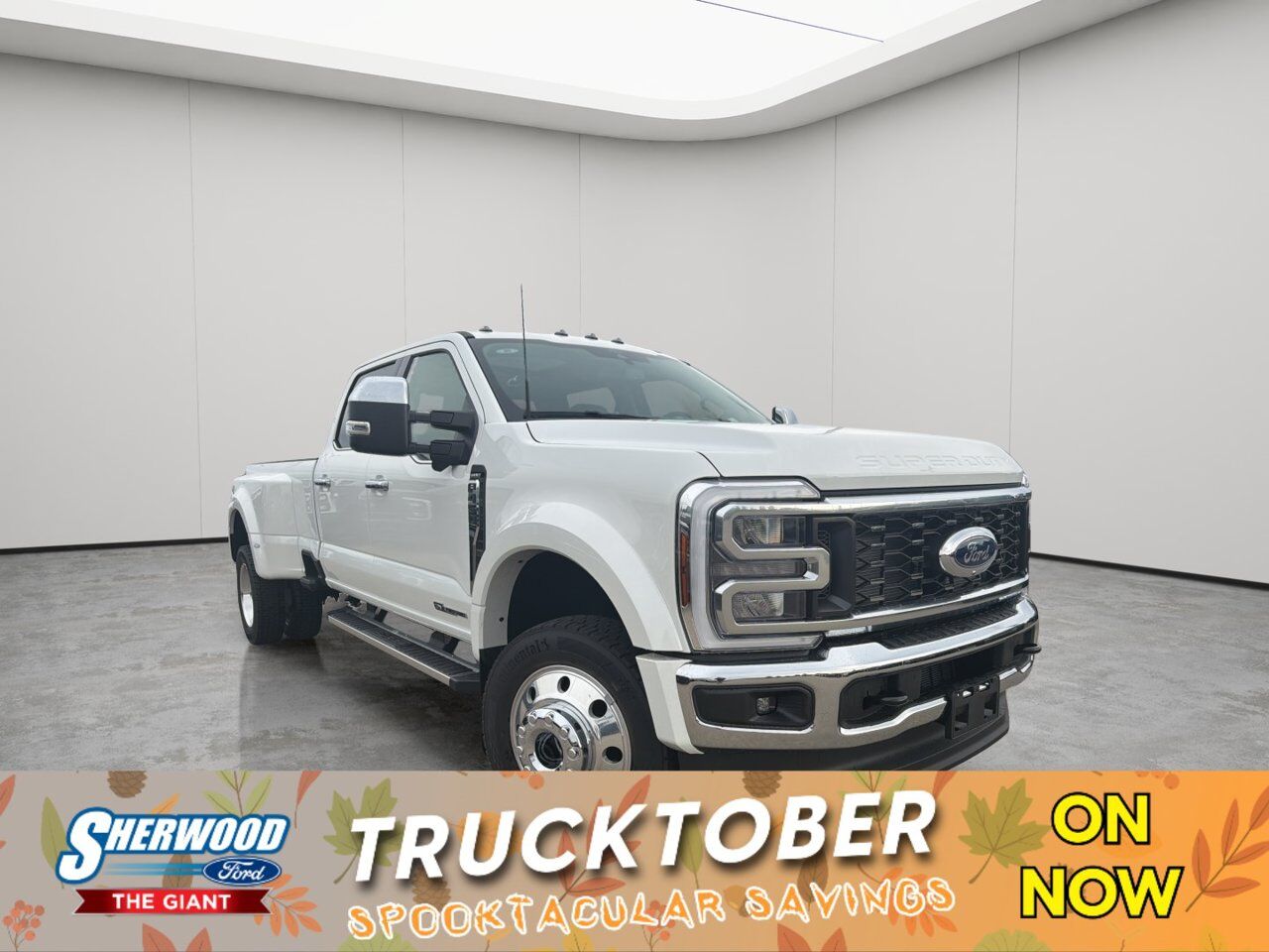 2026 Ford Super Duty F-450 DRW Lariat