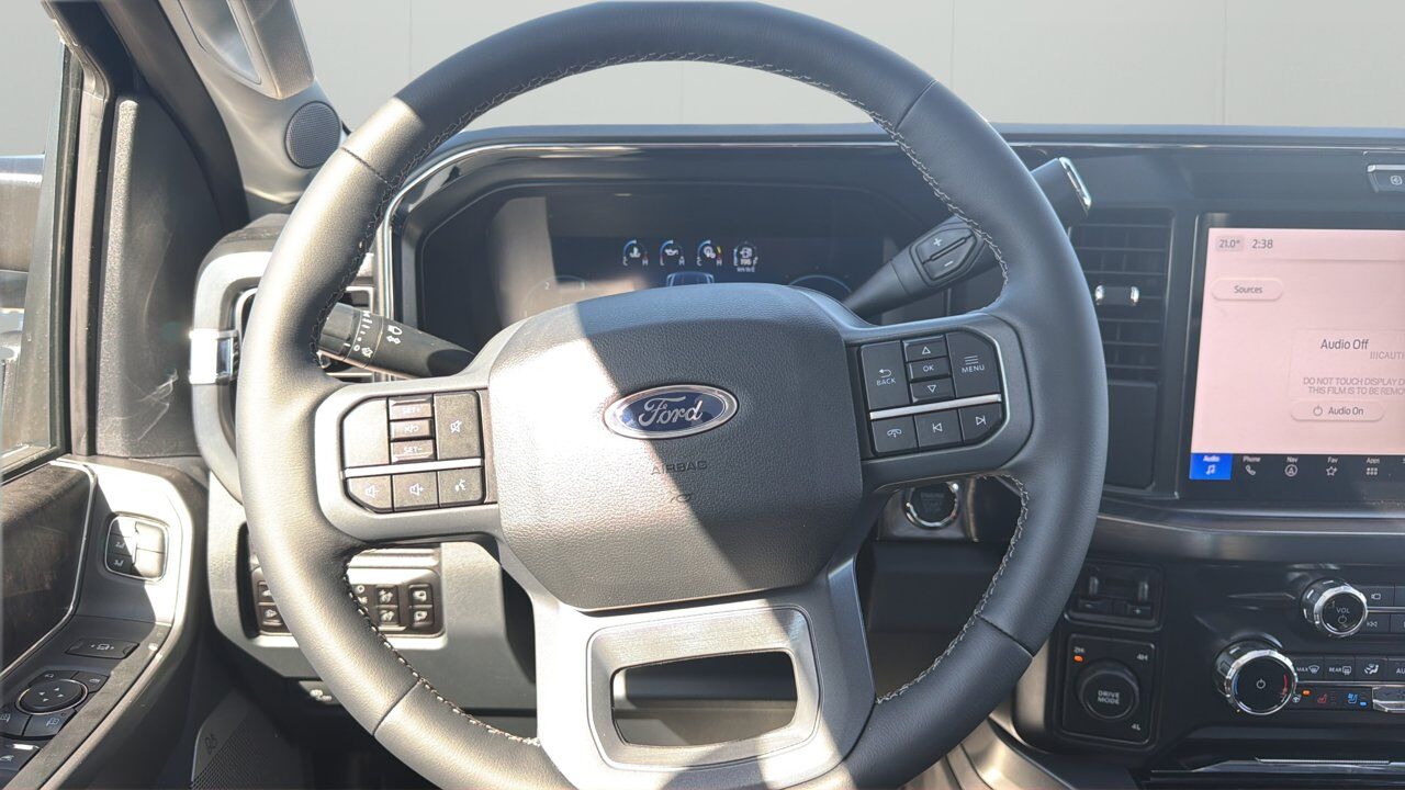 2026 Ford Super Duty F-450 DRW Lariat Sherwood Park AB