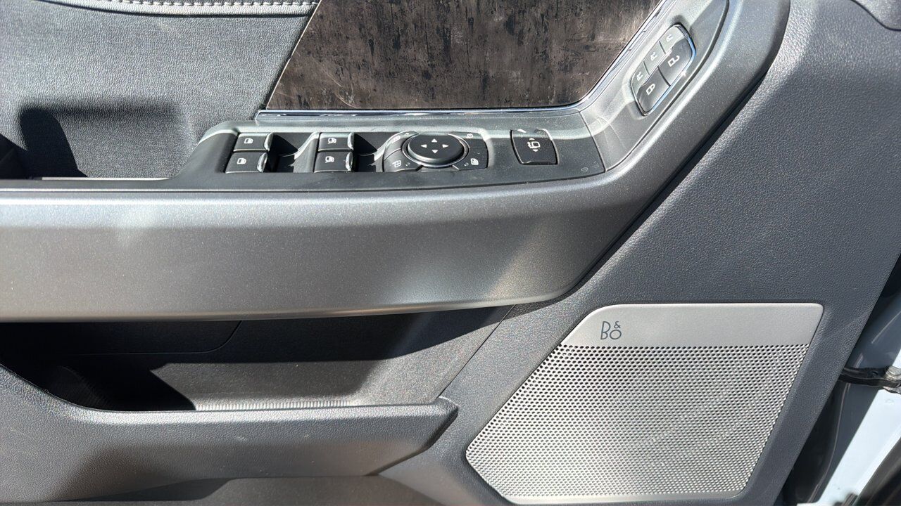 2026 Ford Super Duty F-450 DRW Lariat Sherwood Park AB