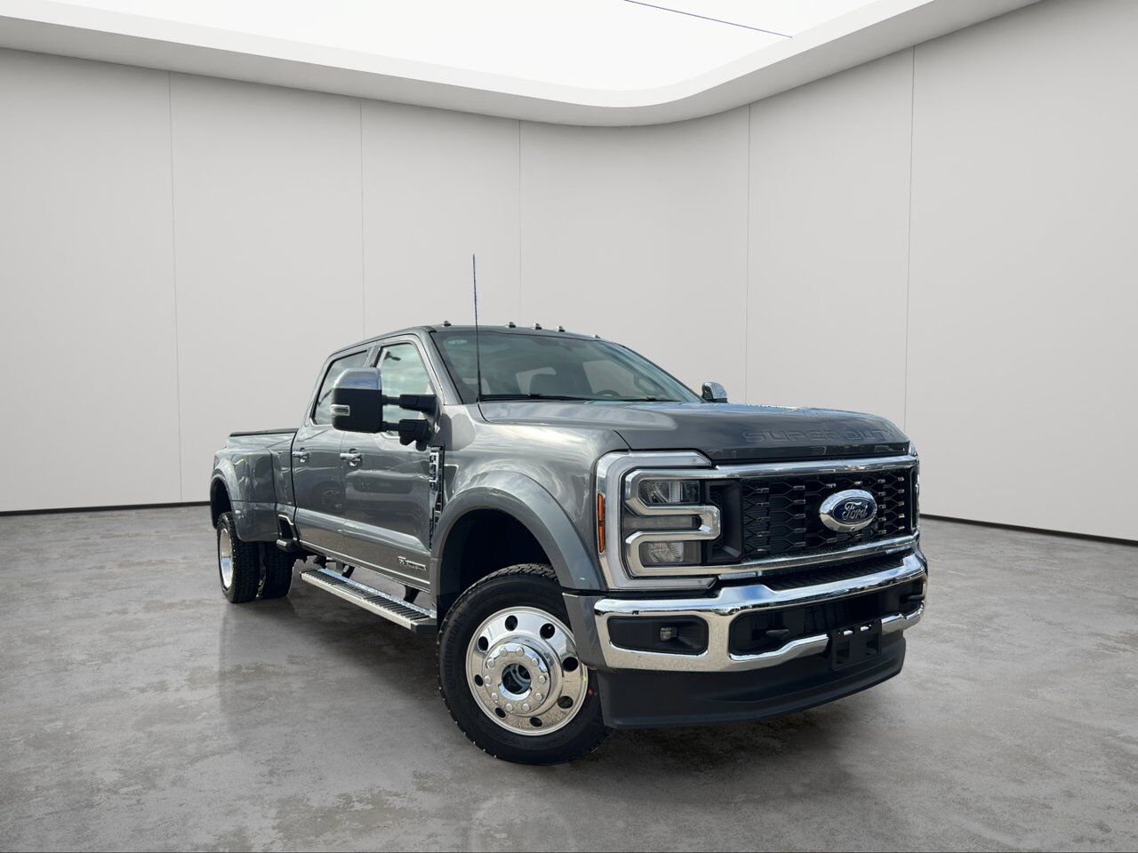 2026 Ford Super Duty F-450 DRW