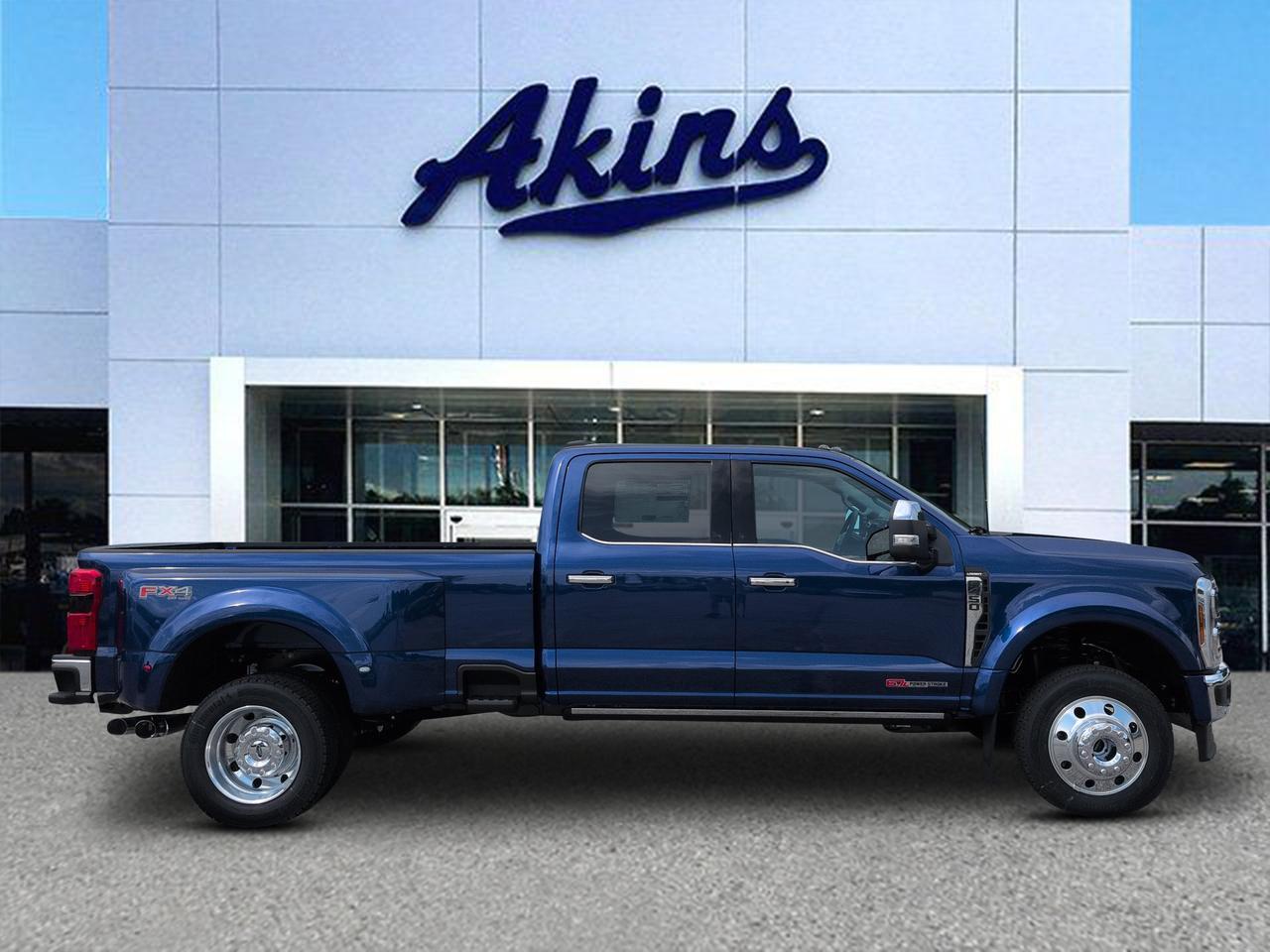 2026 Ford Super Duty F-450 DRW Lariat