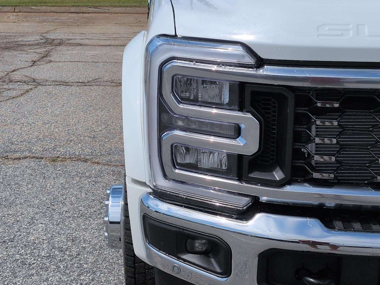 2026 Ford Super Duty F-450 DRW Lariat Winder GA
