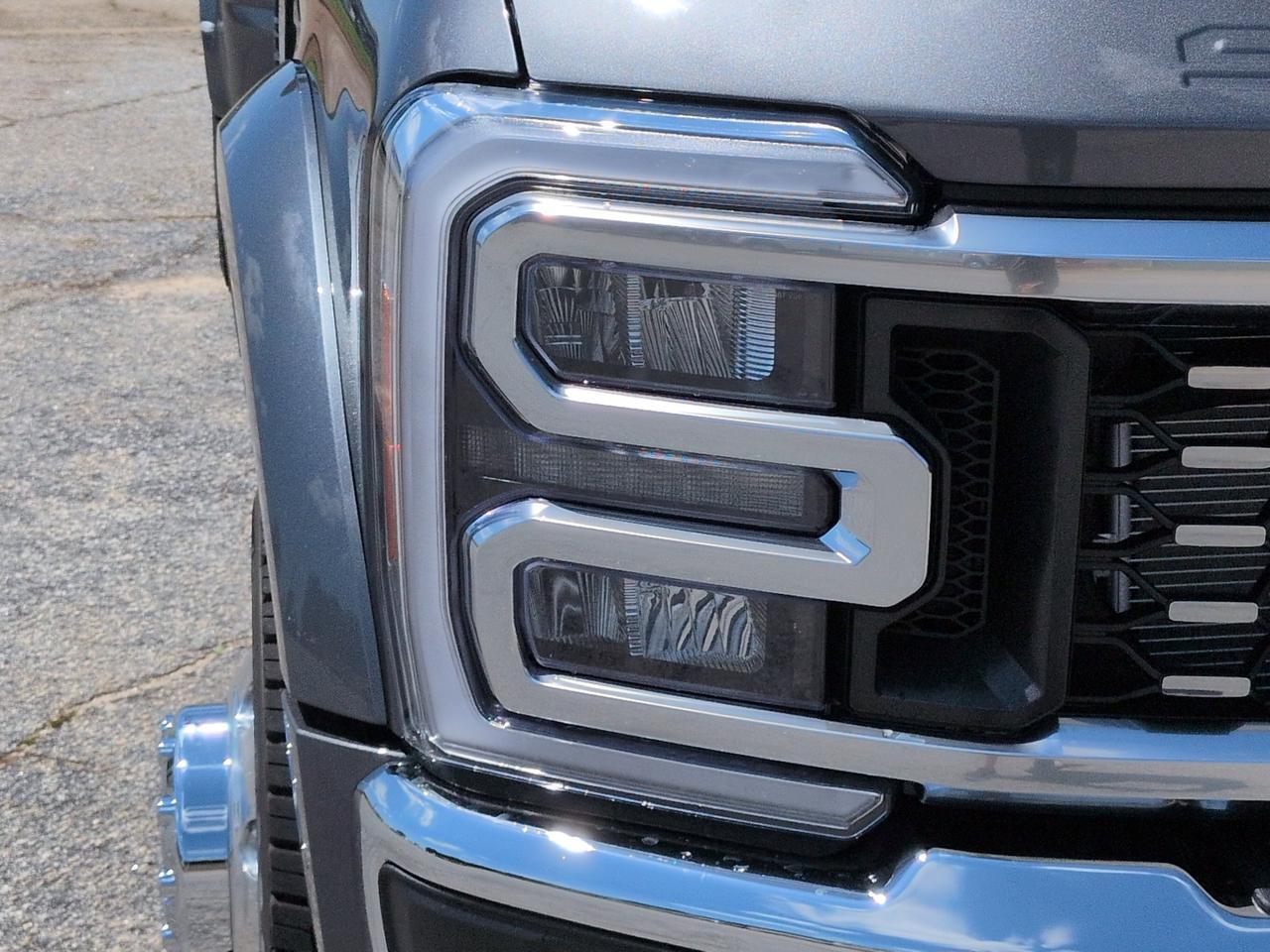 2026 Ford Super Duty F-450 DRW Lariat Winder GA