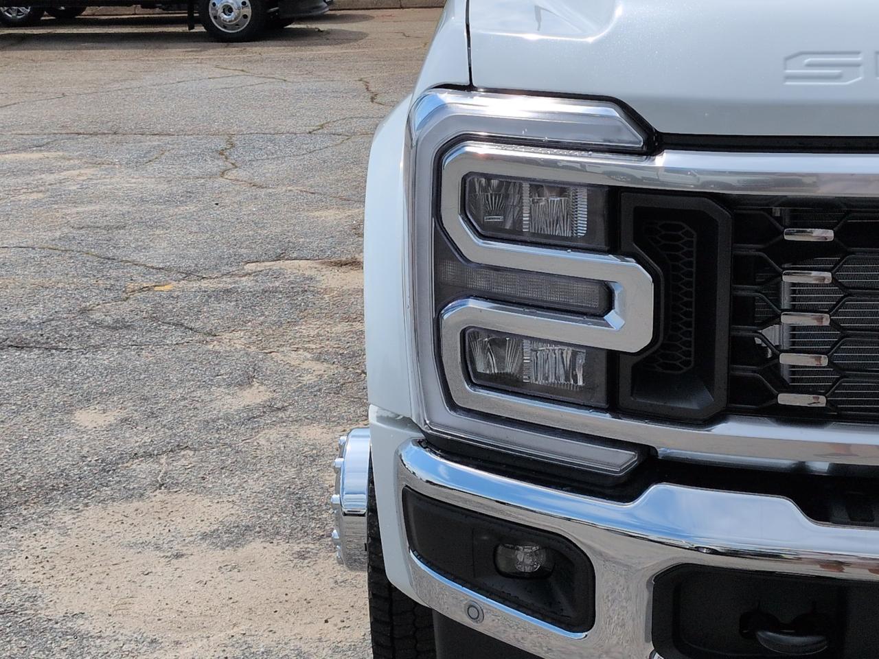 2026 Ford Super Duty F-450 DRW Lariat Winder GA