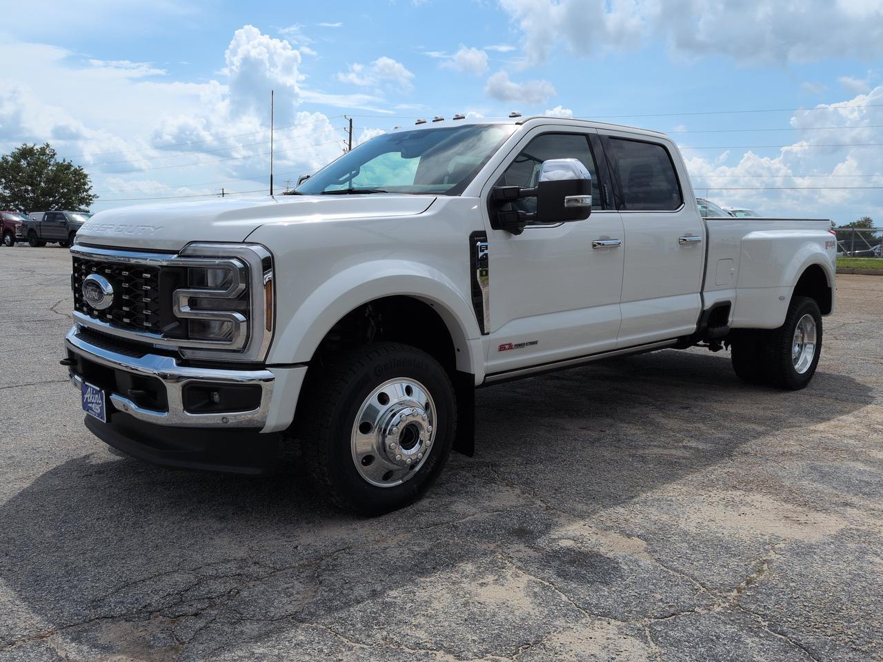 2026 Ford Super Duty F-450 DRW Lariat Winder GA