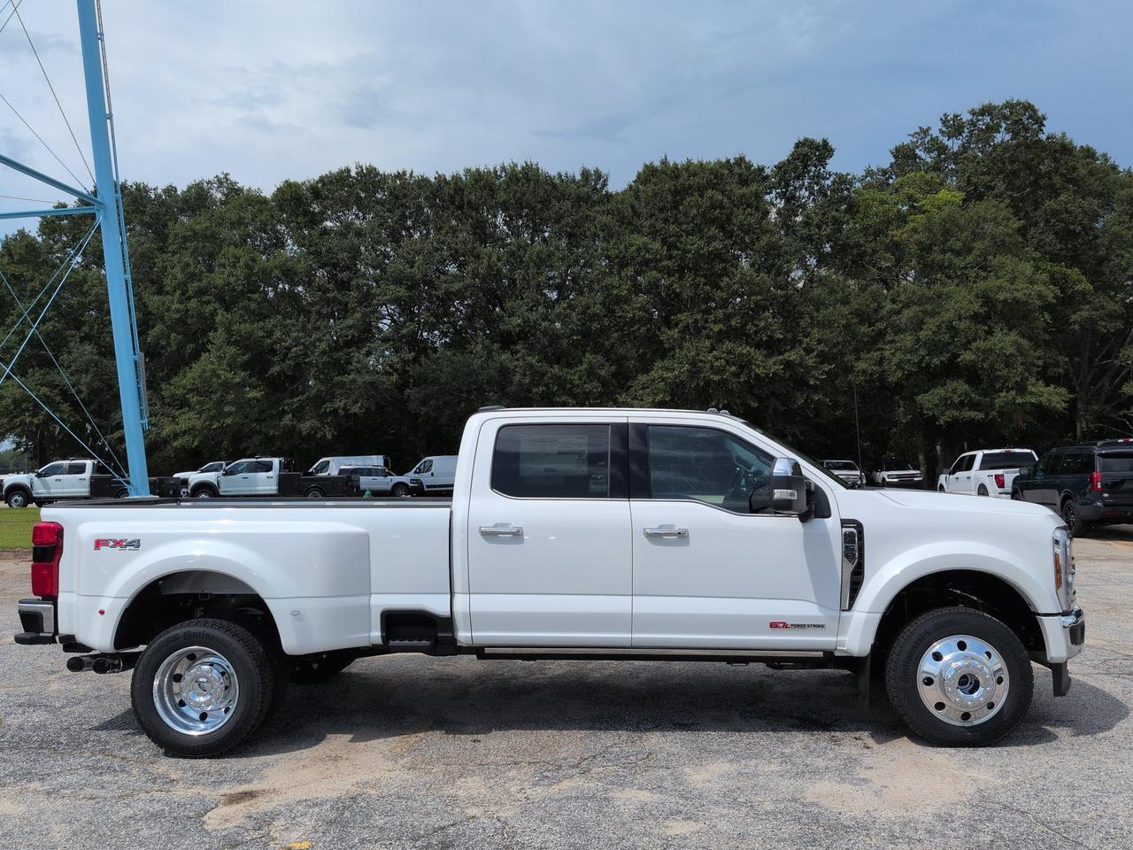 2026 Ford Super Duty F-450 DRW Lariat Winder GA